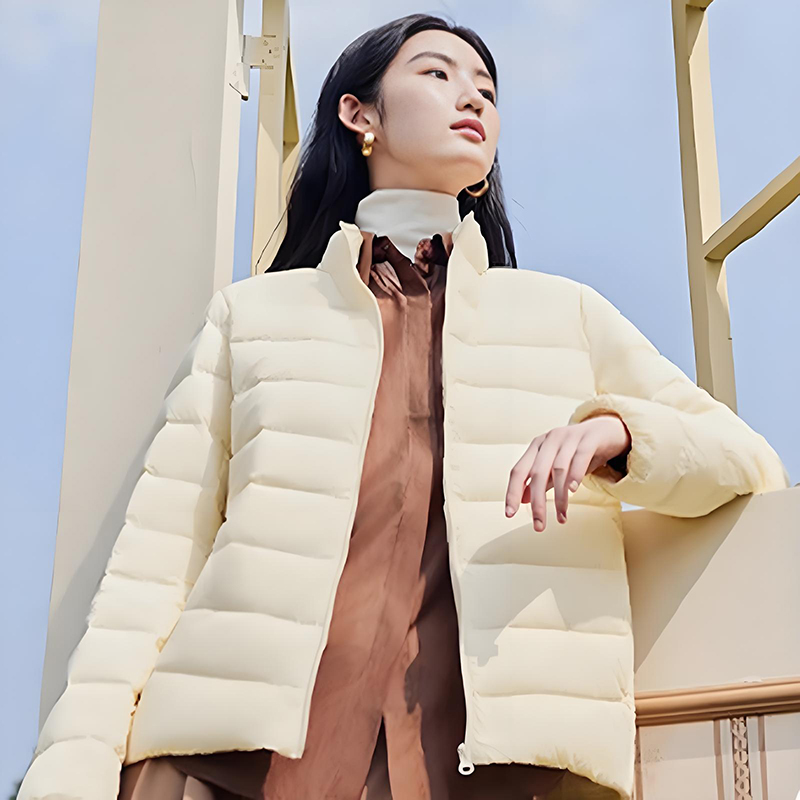 Без духоты, без запаха, с большим наполнителем пуховой куртки для альпинизма